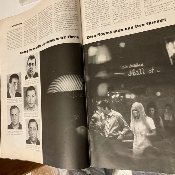 Vintage Life Magazine 6/20/69 Joe Namath, Apollo 10, Hillary Rodham Clinton - Picture 9 of 16